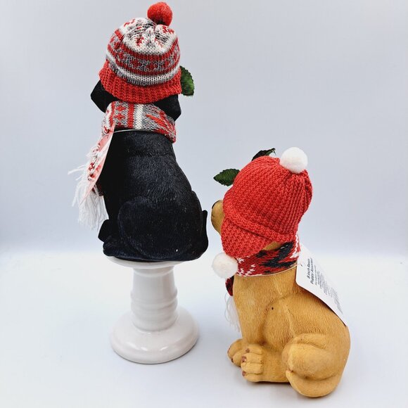 Pair of Resin Winter Holiday Golden Lab and Black Lab Puppies Figures - Picture 5 of 7